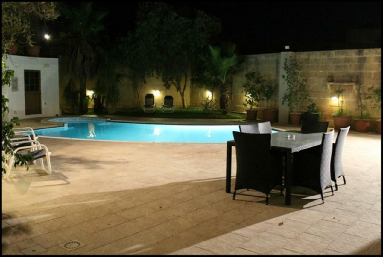 Villa Naxxar Malta Exteriör bild